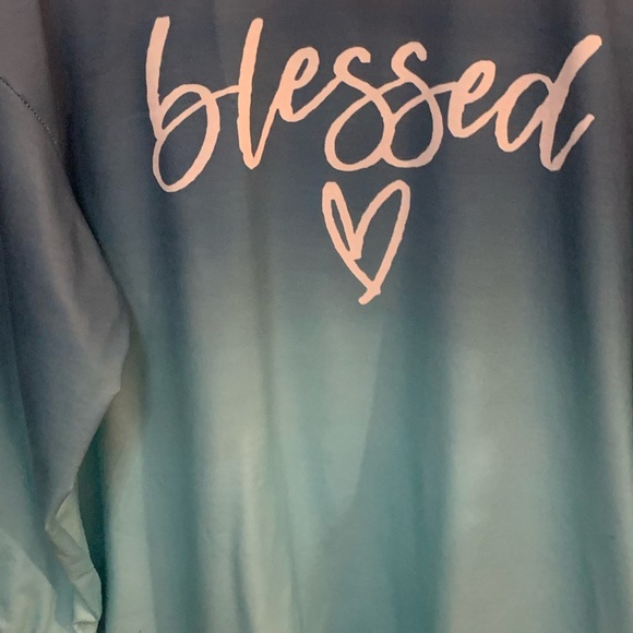 🦋Striking Top with the BLESSED logo ( new)🦋 - Picture 2 of 7